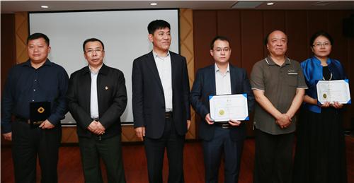 区块链技术重塑未来商业版图，开发与创新引领时代风潮
