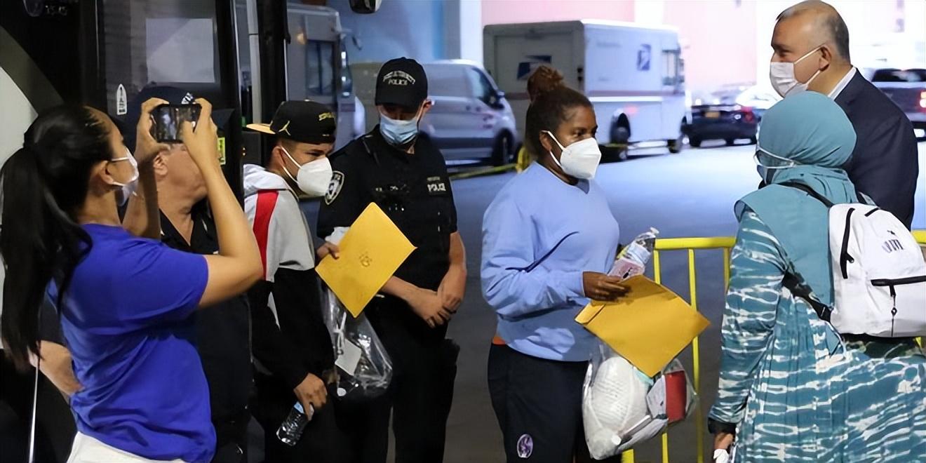 亚利桑那州长签署法案，允许州政府保留无人认领的加密货币