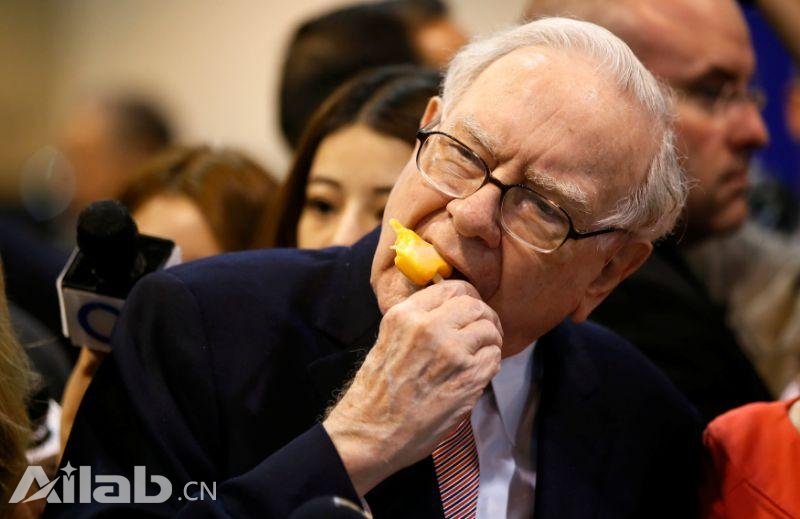 巴菲特即将告别伯克希尔哈撒韦CEO职务，传承与未来的思考