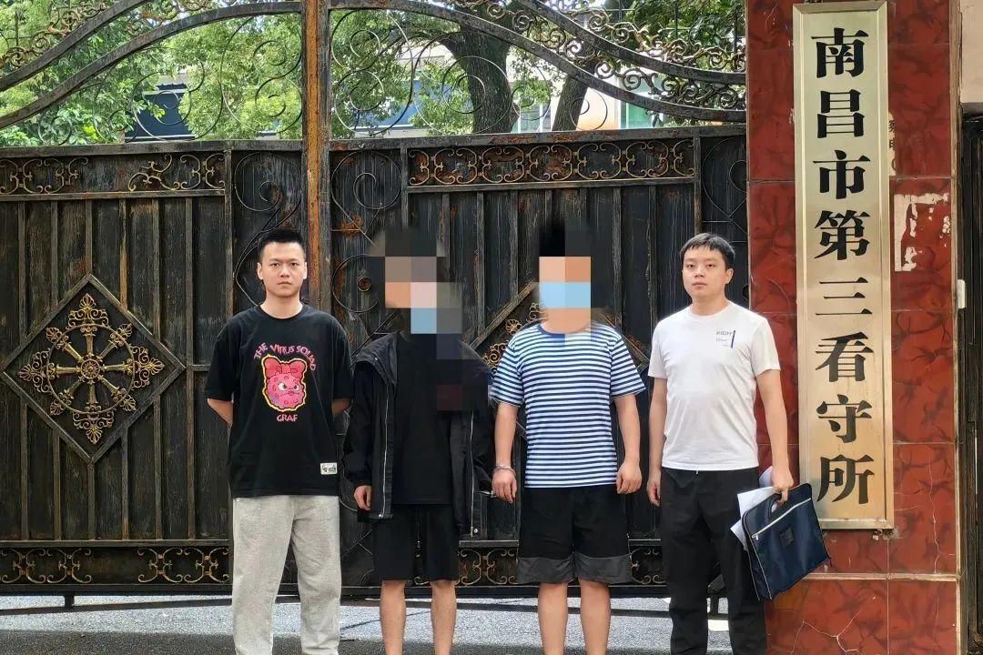 WhatsApp网页版在跨平台沟通中的优势 WhatsApp网页版在跨平台沟通中的优势